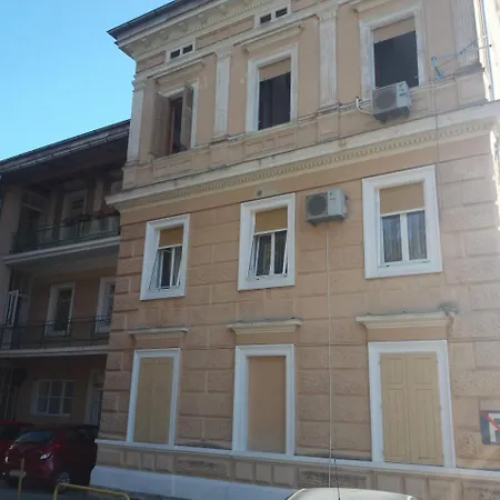 Tennis Prime Location, Parking, Near Beach, Self Check-in * Opatija